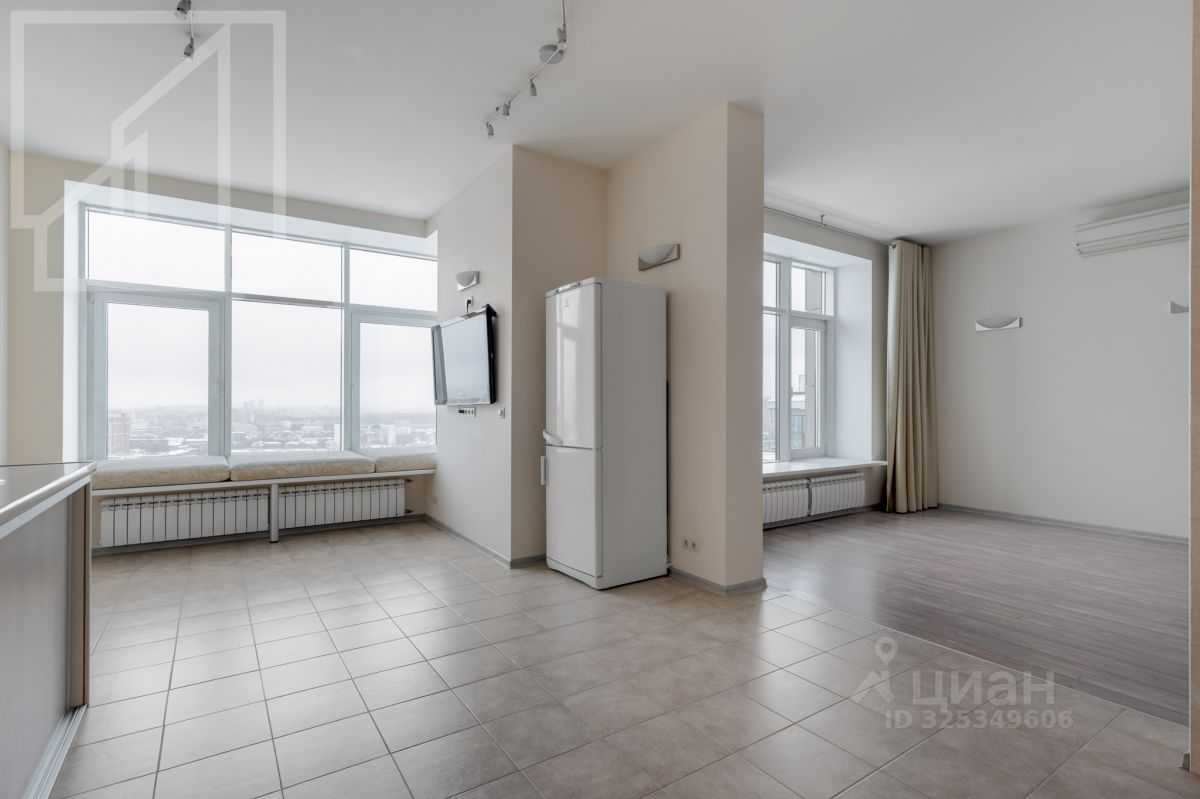 4-комнатная квартира, 200 м²