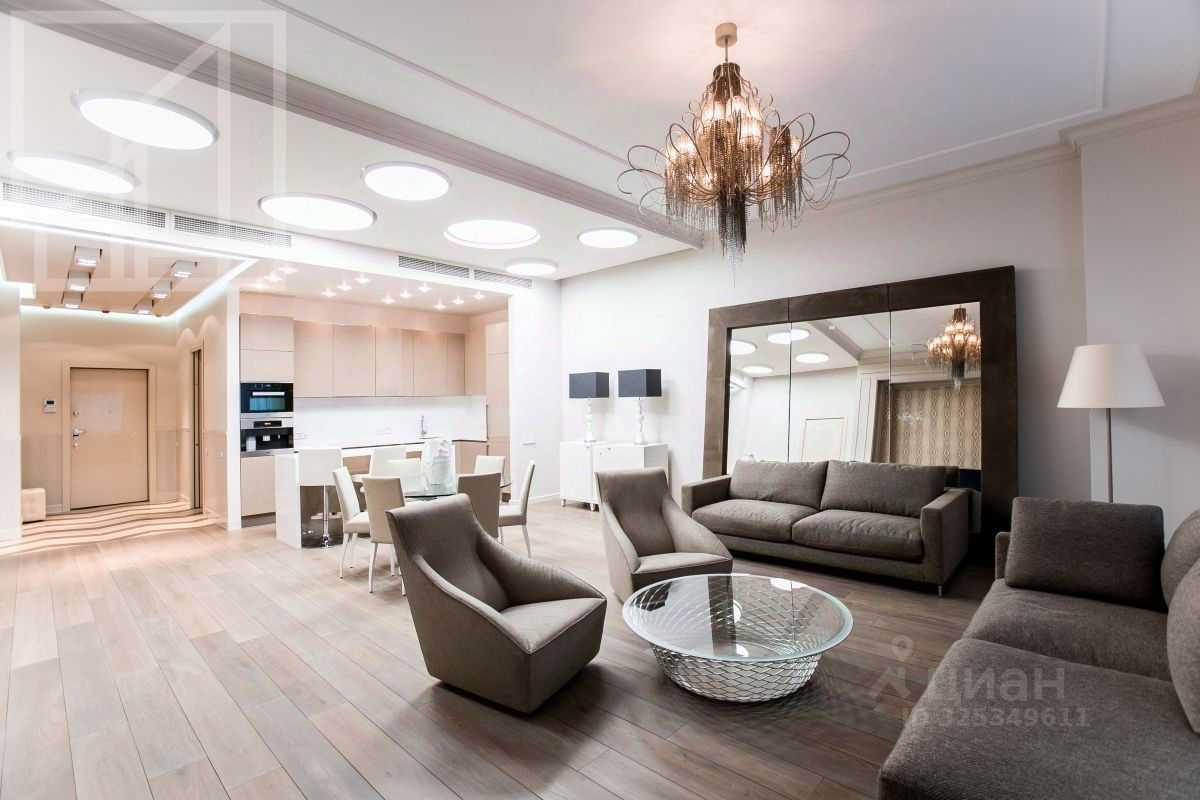 4-комнатная квартира, 190 м²