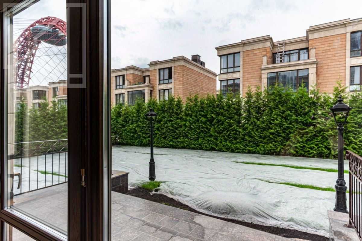 4-комнатная квартира, 230 м² — фотография 3