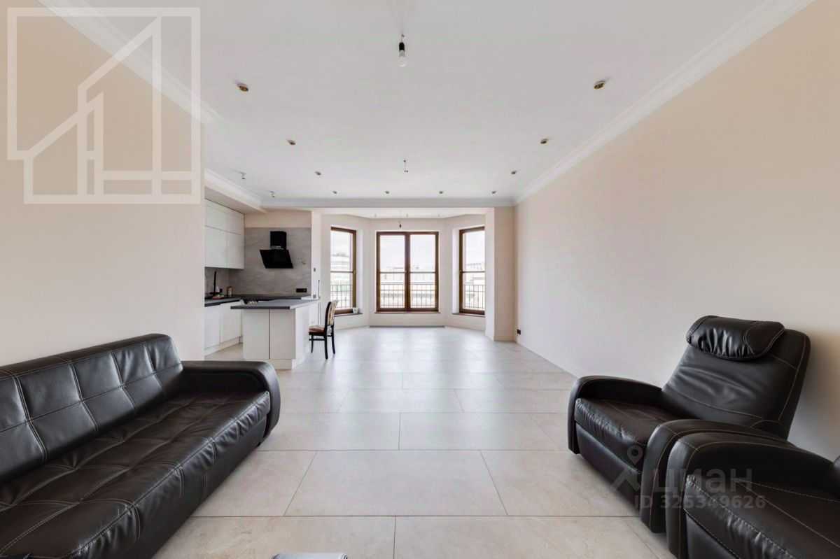 4-комнатная квартира, 150 м²