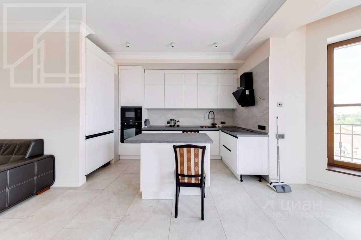 4-комнатная квартира, 150 м² — фотография 3