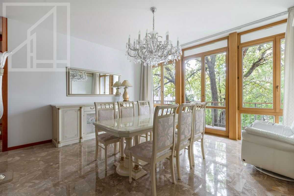 4-комнатная квартира, 170 м²