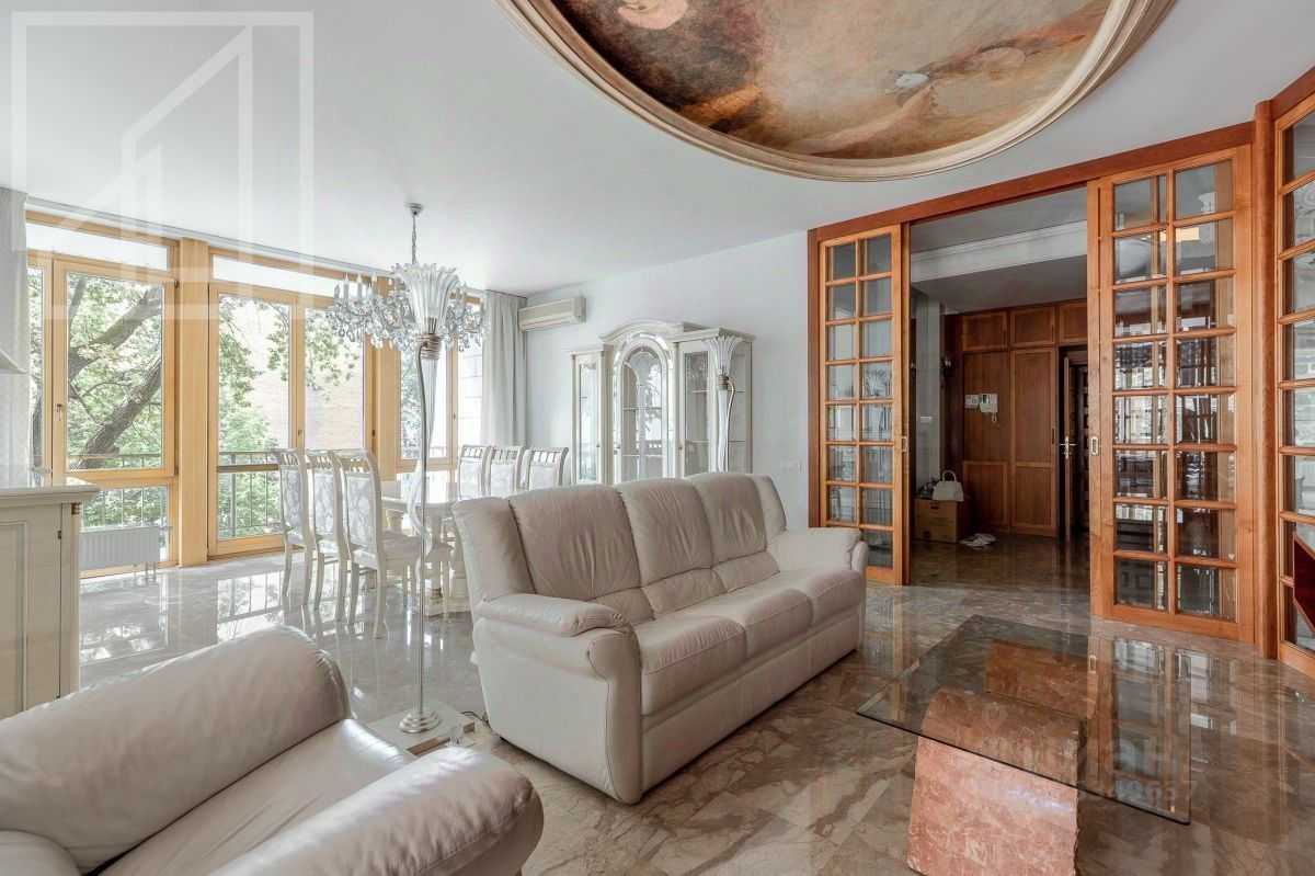 4-комнатная квартира, 170 м² — фотография 3