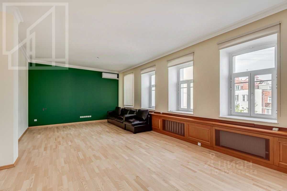 4-комнатная квартира, 146 м² — фотография 3