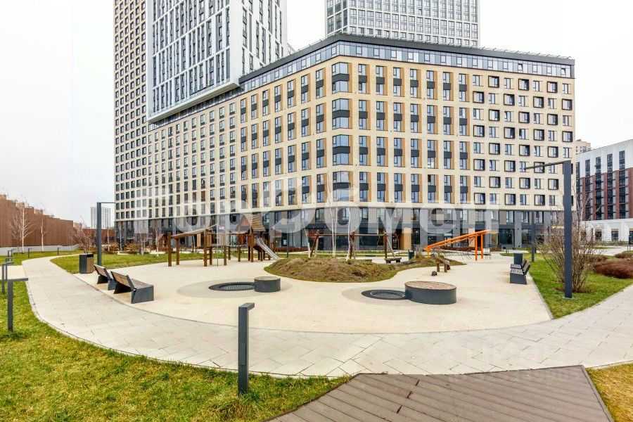 2-комнатная квартира, 76 м² — фотография 2