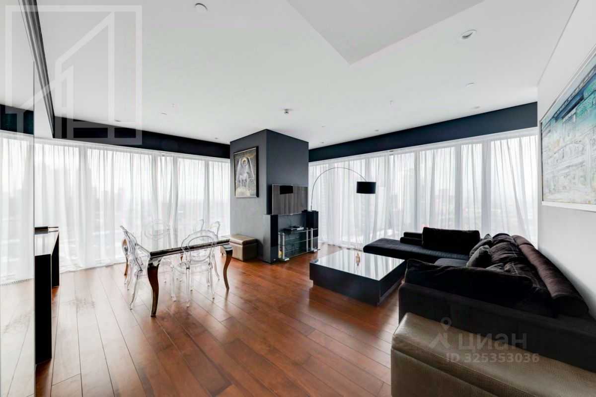 2-комнатная квартира, 116 м² — фотография 2