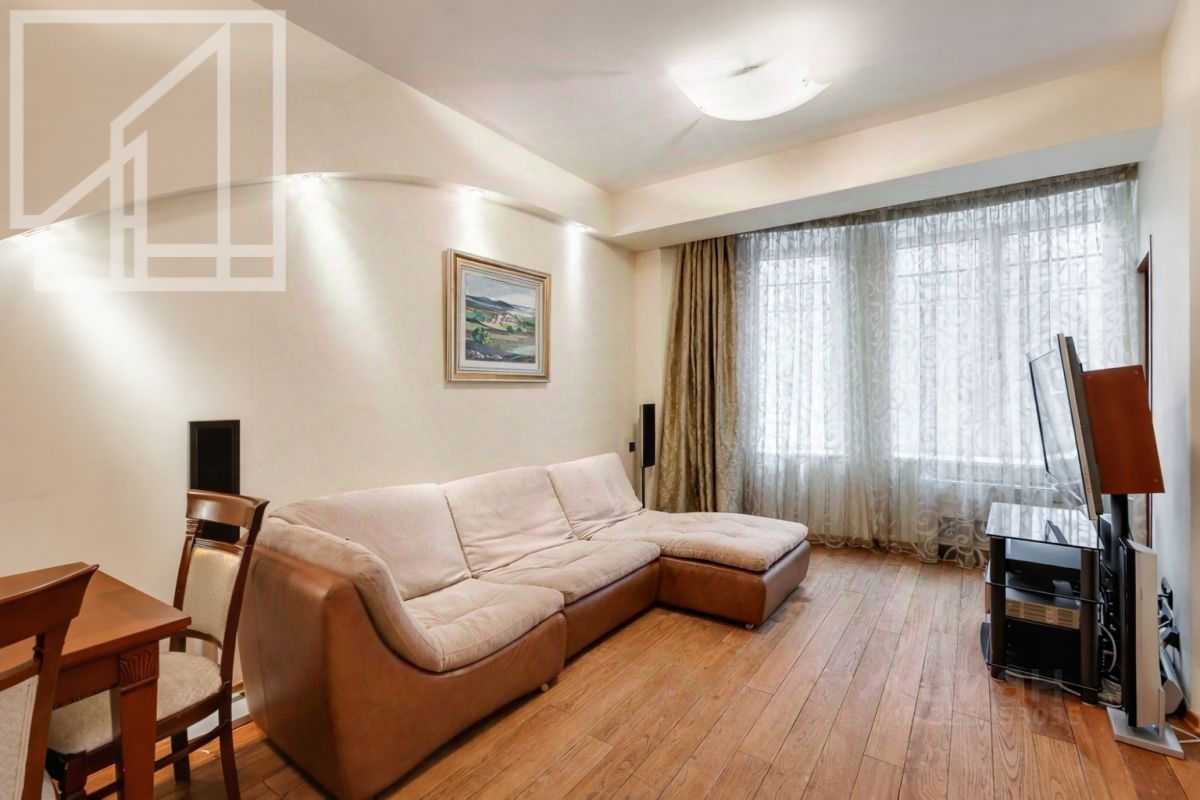 4-комнатная квартира, 130 м² — фотография 3