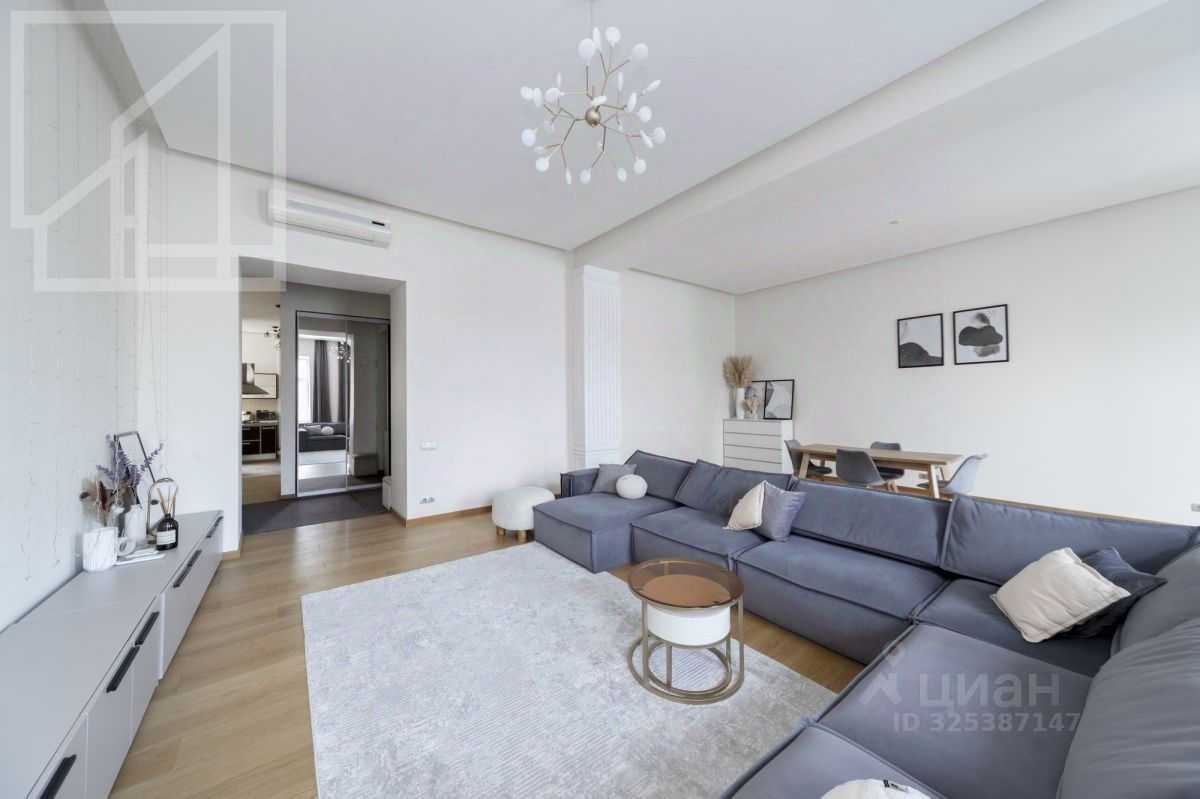 5-комнатная квартира, 213 м² — фотография 2