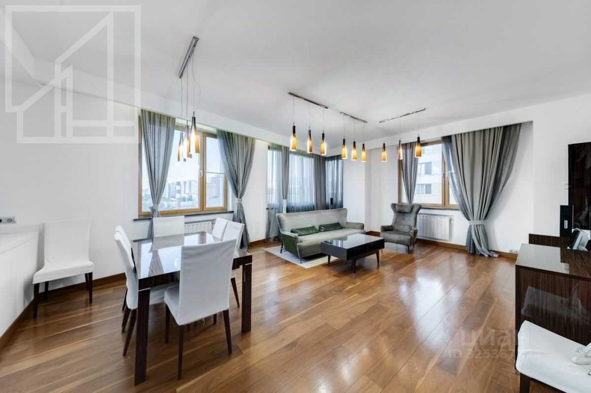 4-комнатная квартира, 160 м²