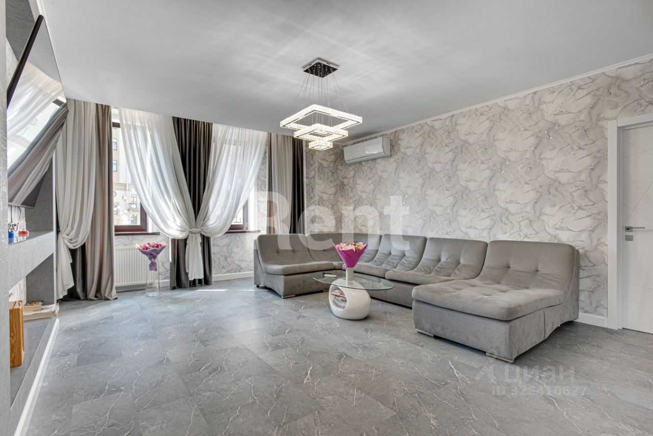 4-комнатная квартира, 200 м²