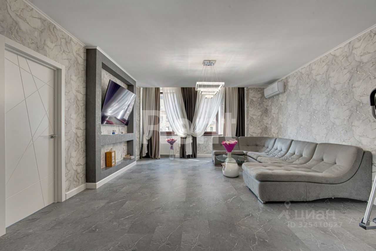 4-комнатная квартира, 200 м² — фотография 2