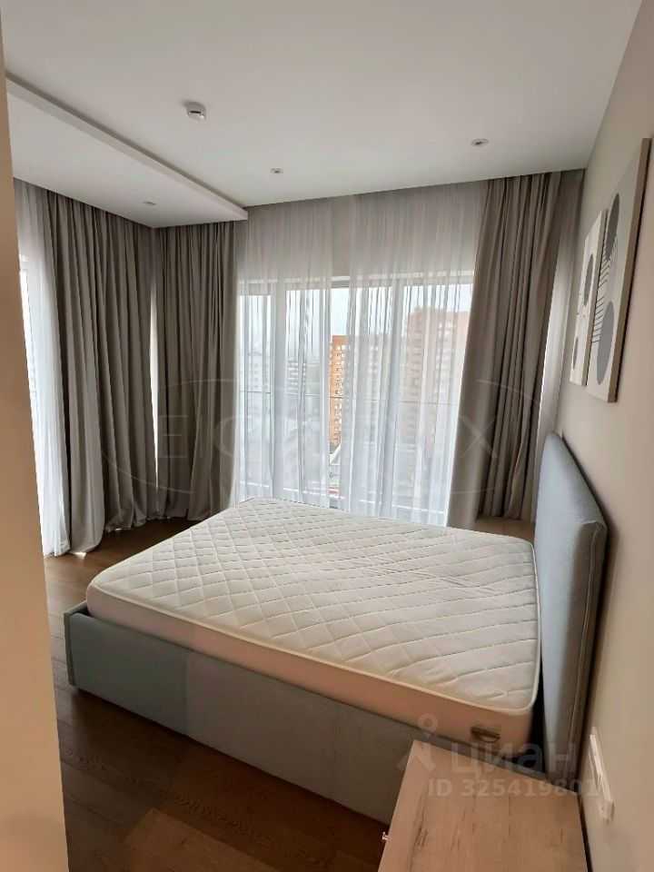 2-комнатная квартира, 72 м² — фотография 3