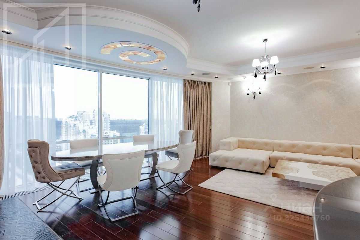 3-комнатная квартира, 130 м²