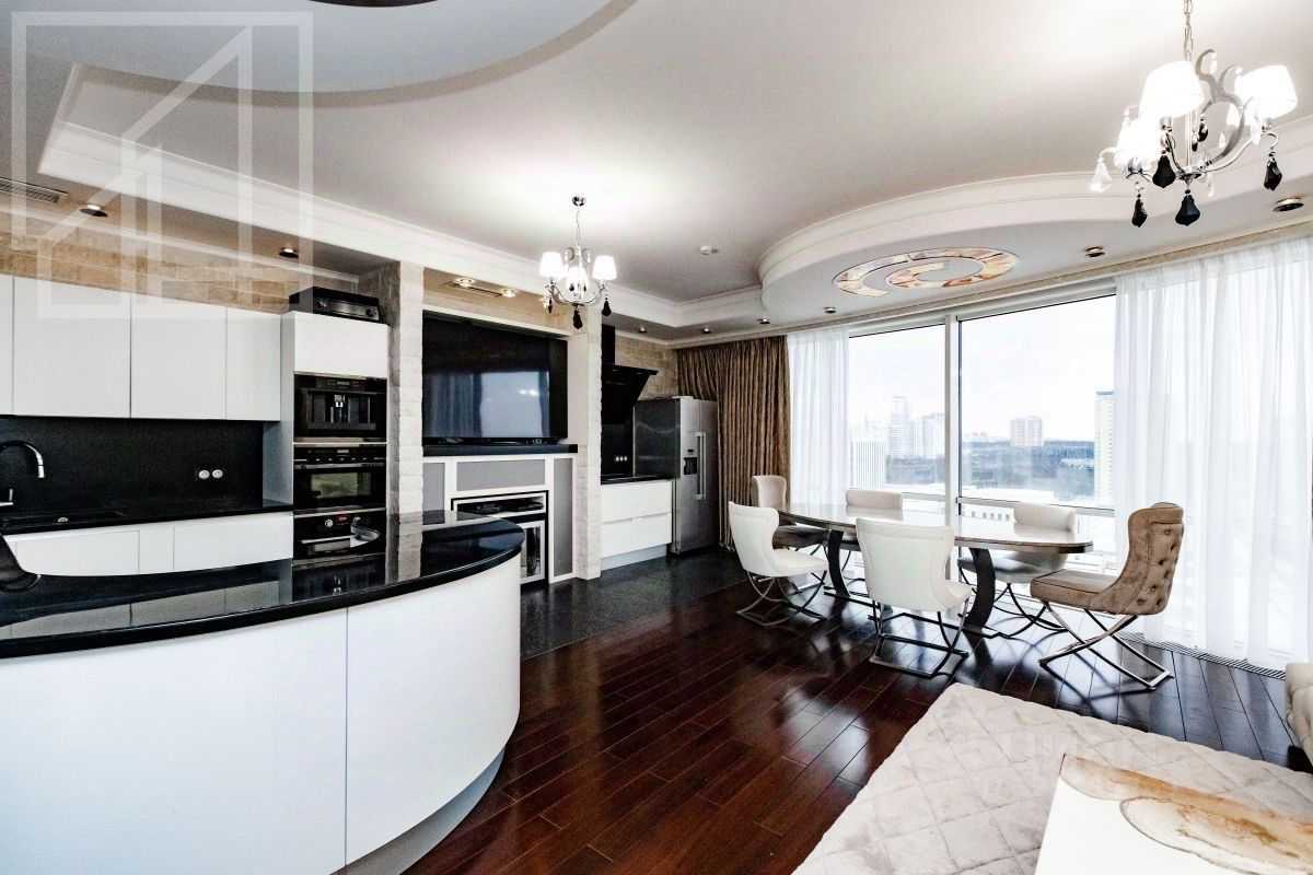 3-комнатная квартира, 130 м² — фотография 2