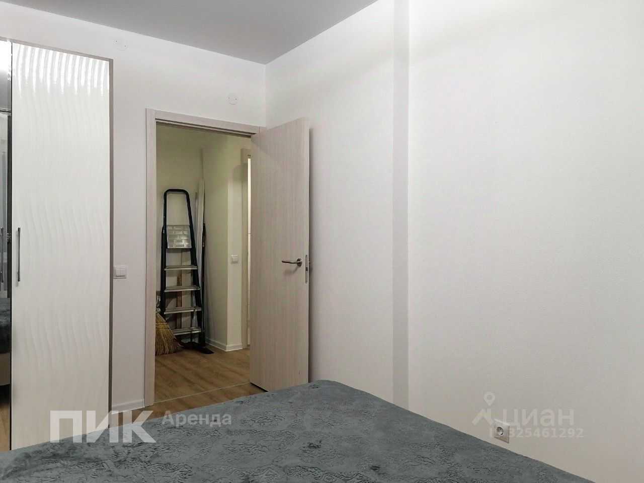 2-комнатная квартира, 56 м² — фотография 3