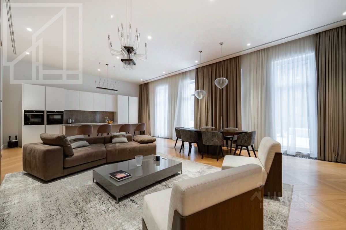 3-комнатная квартира, 195 м² — фотография 2