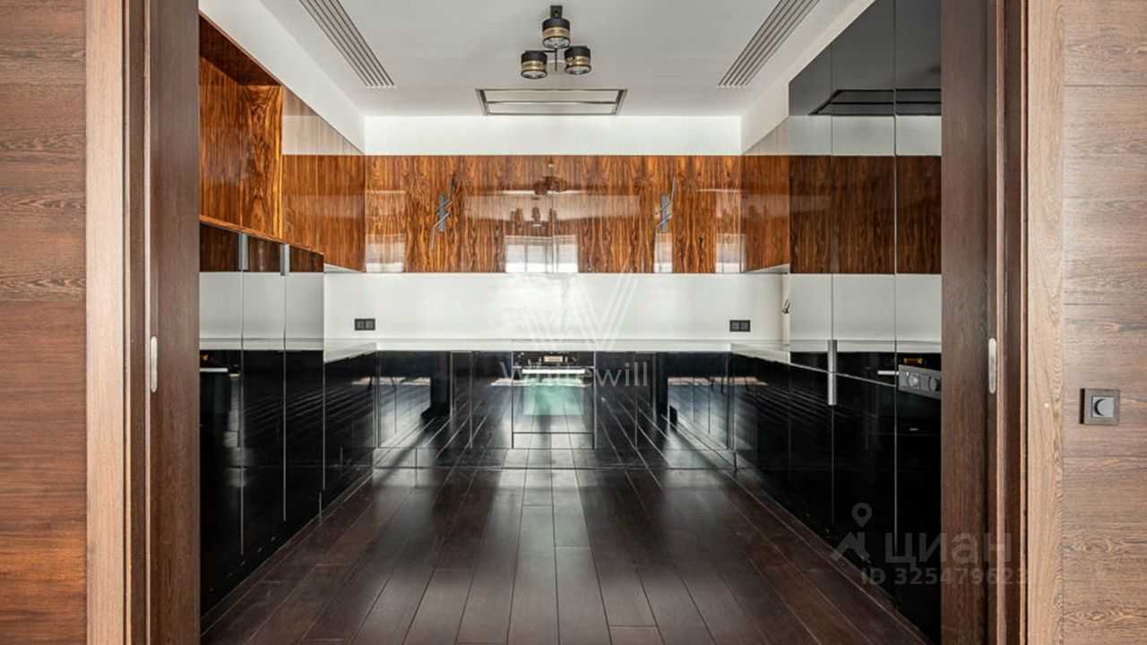 4-комнатная квартира, 260 м² — фотография 2