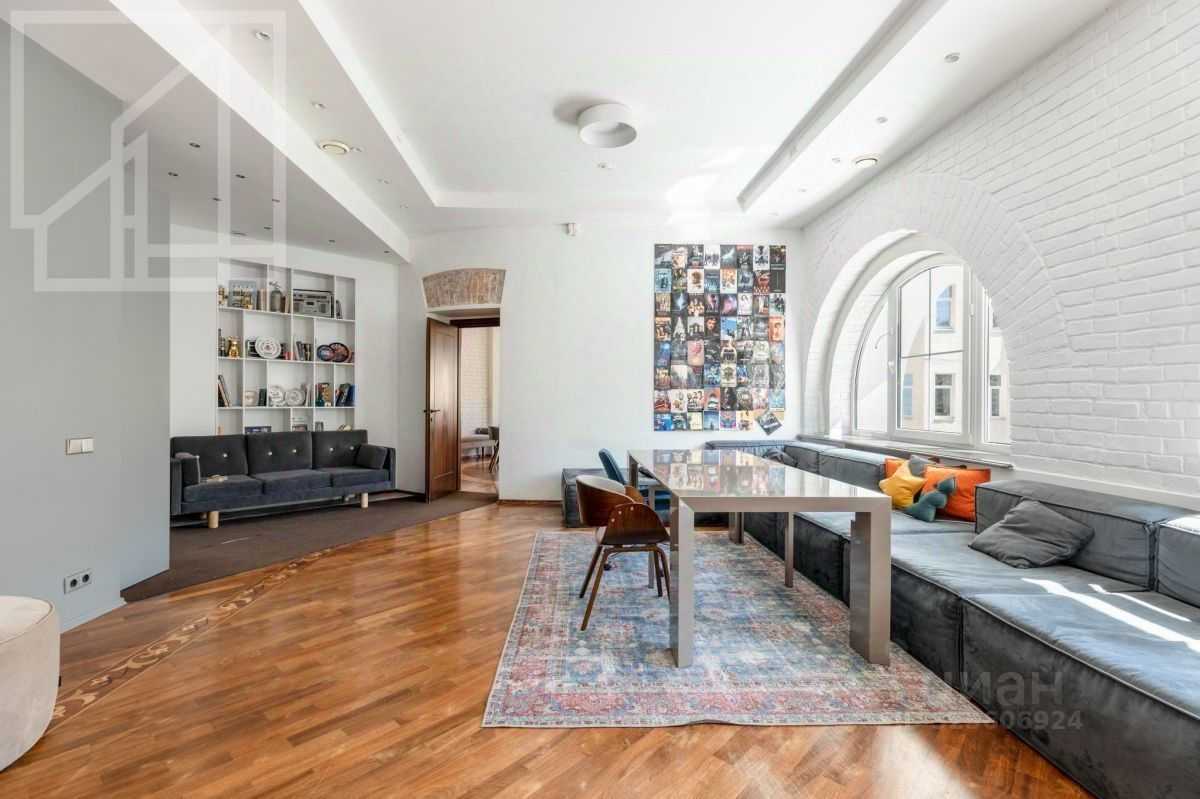 5-комнатная квартира, 160 м² — фотография 2