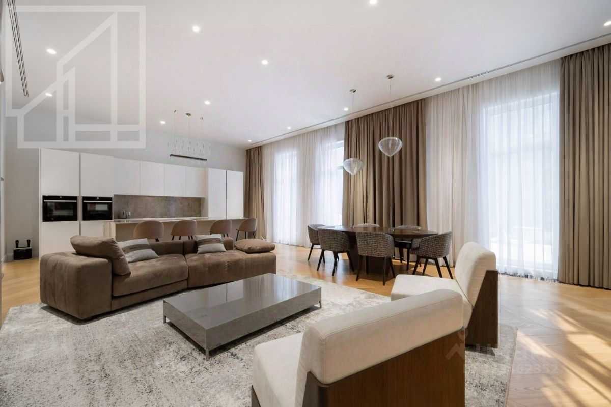 3-комнатная квартира, 195 м² — фотография 2