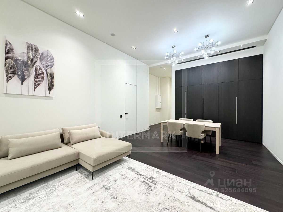 2-комнатная квартира, 75 м² — фотография 3
