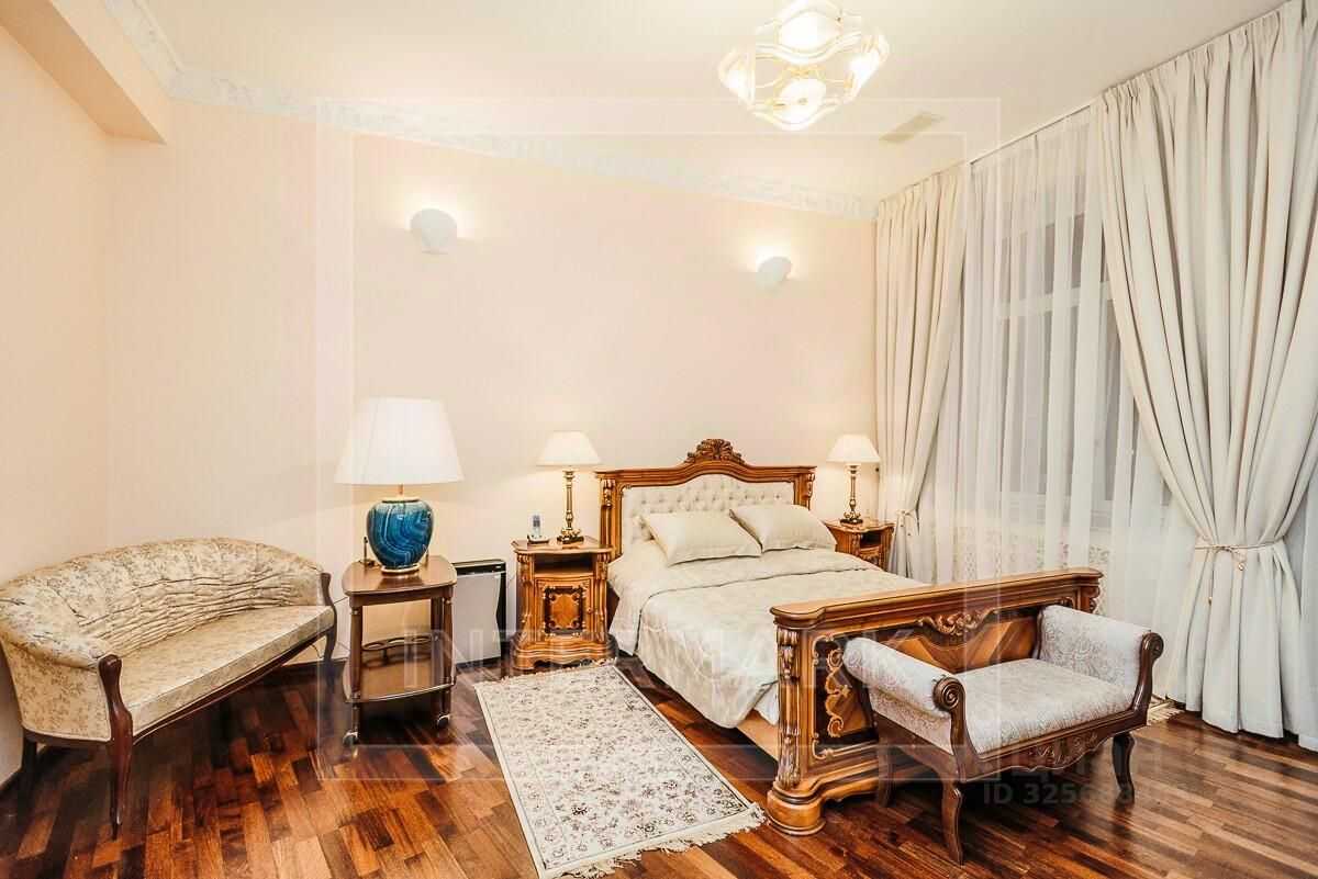 3-комнатная квартира, 140 м² — фотография 3