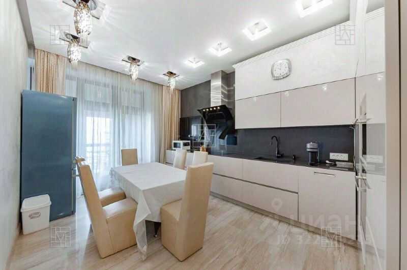 4-комнатная квартира, 161 м² — фотография 2