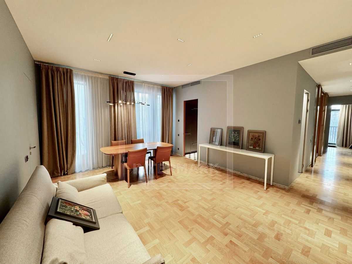 4-комнатная квартира, 129 м²