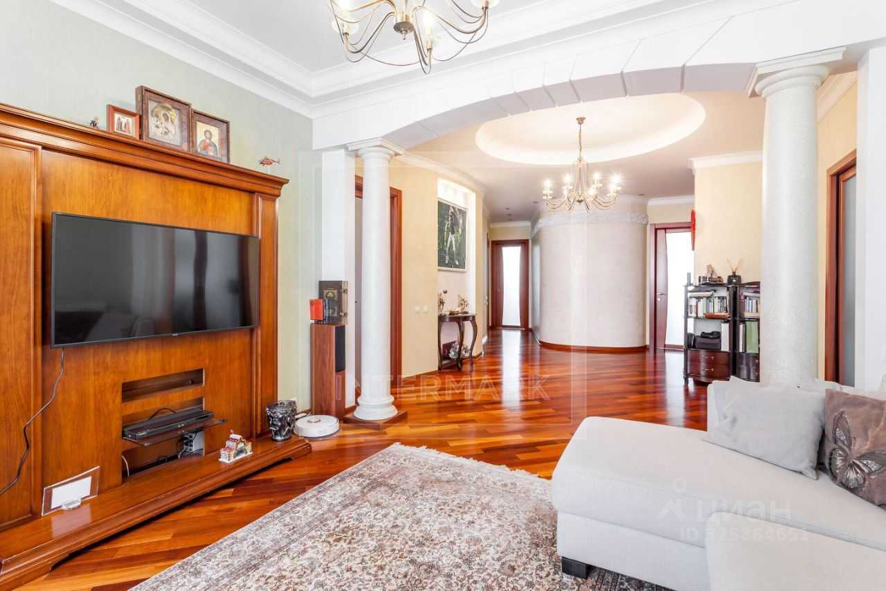 4-комнатная квартира, 148 м² — фотография 2