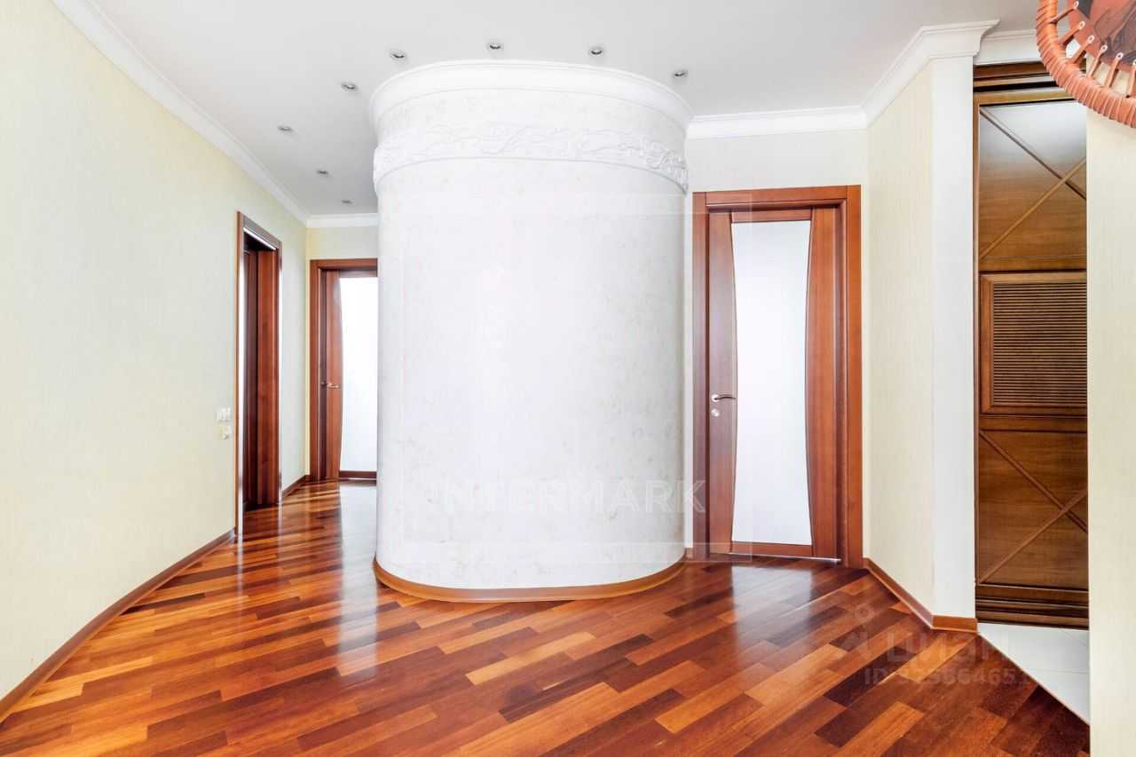 4-комнатная квартира, 148 м² — фотография 3