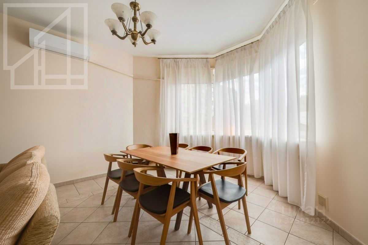 4-комнатная квартира, 170 м² — фотография 3