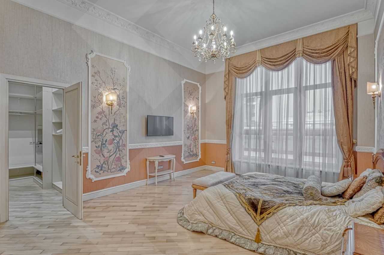 3-комнатная квартира, 270 м² — фотография 2
