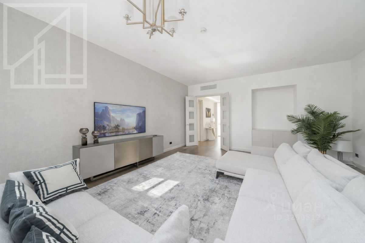3-комнатная квартира, 160 м² — фотография 2
