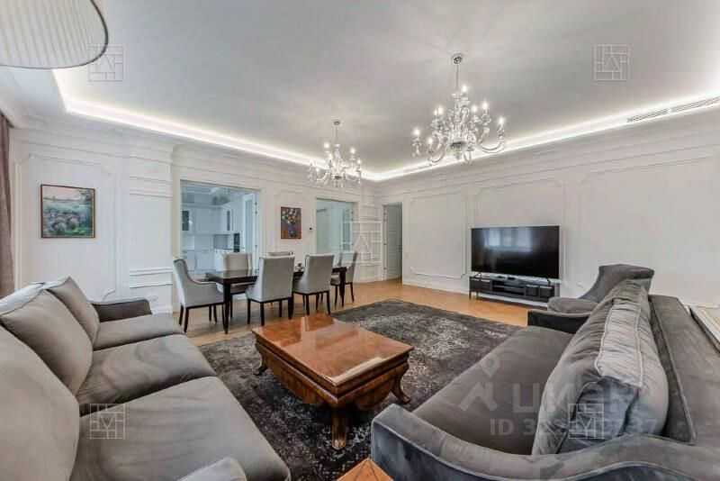 4-комнатная квартира, 250 м²