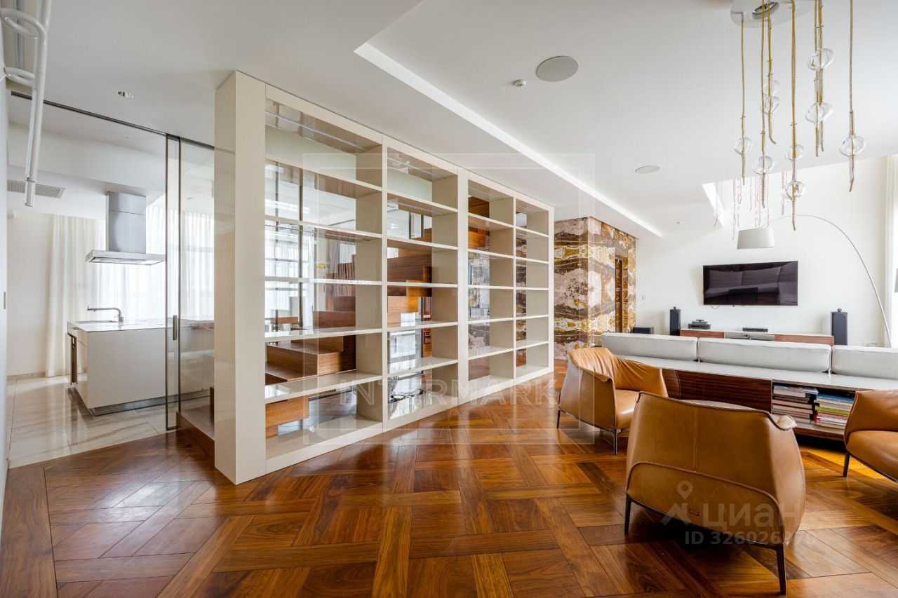 4-комнатная квартира, 250 м²