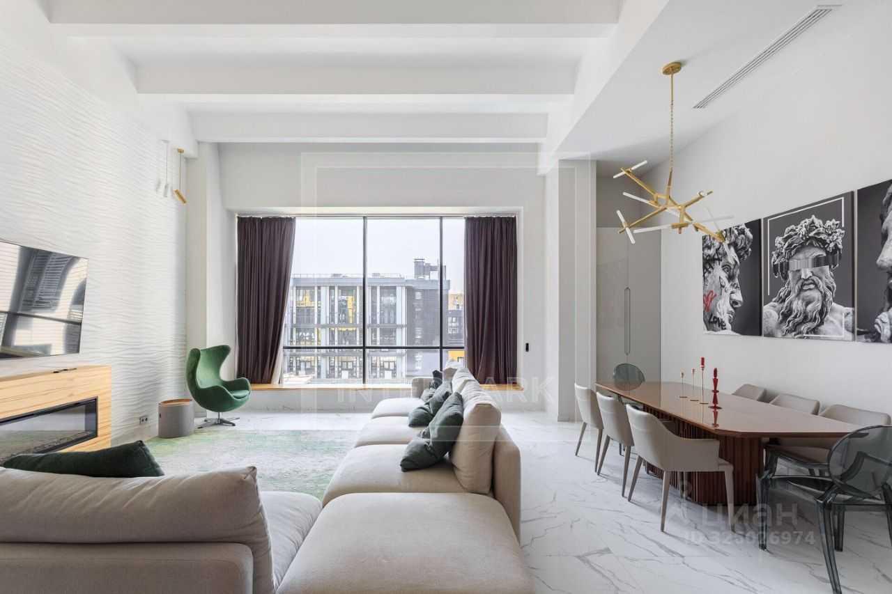 3-комнатная квартира, 208 м² — фотография 2