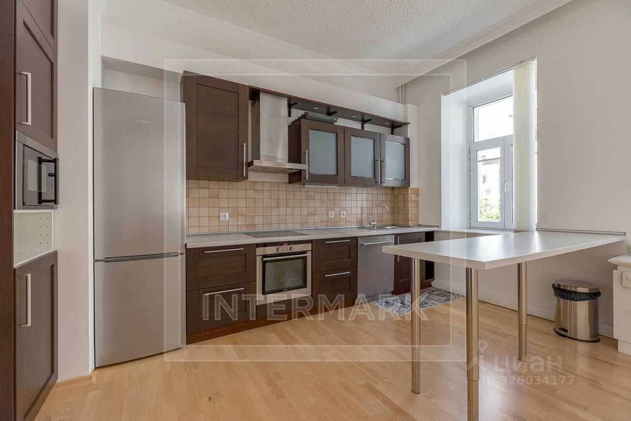 4-комнатная квартира, 146 м² — фотография 3