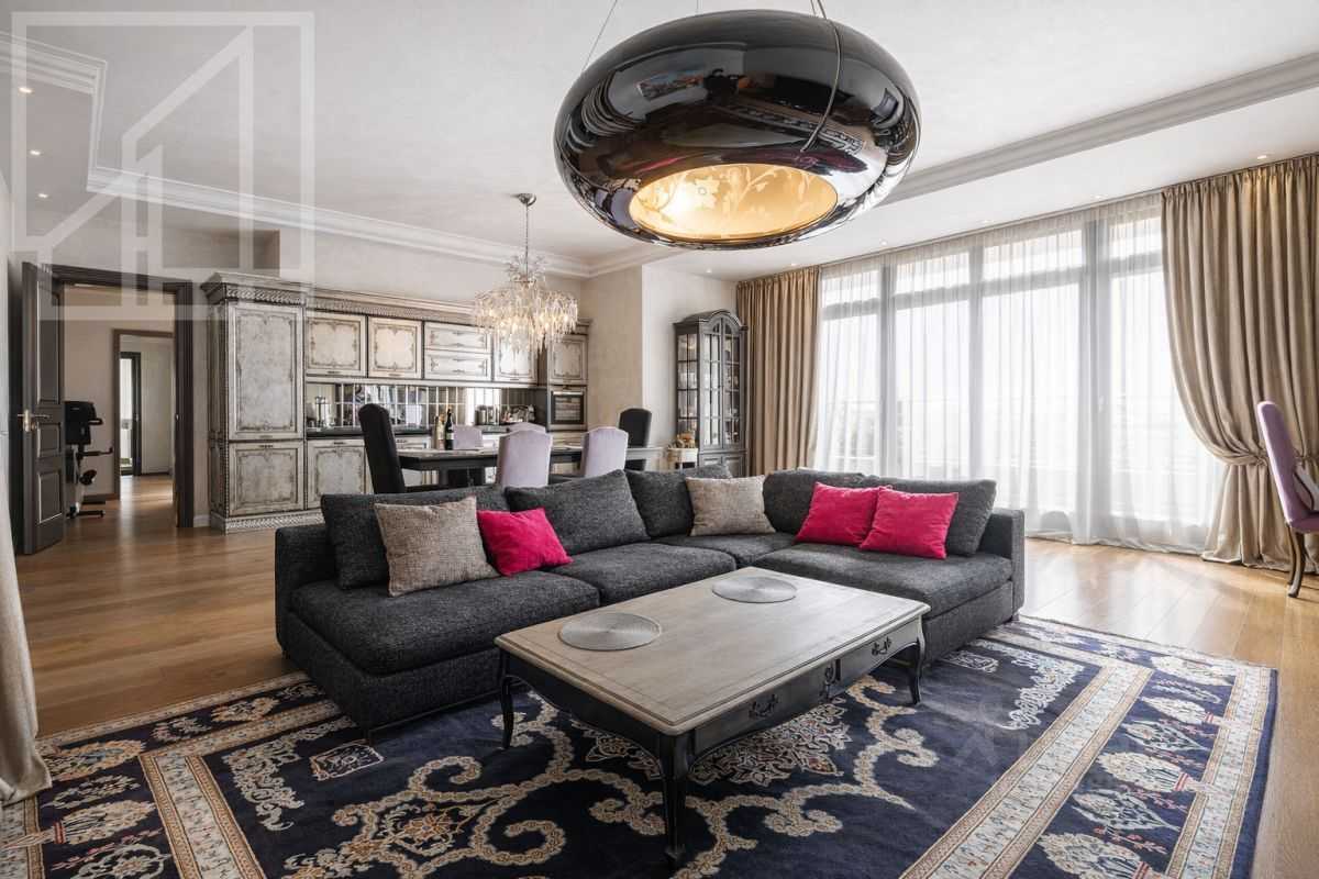 3-комнатная квартира, 150 м²