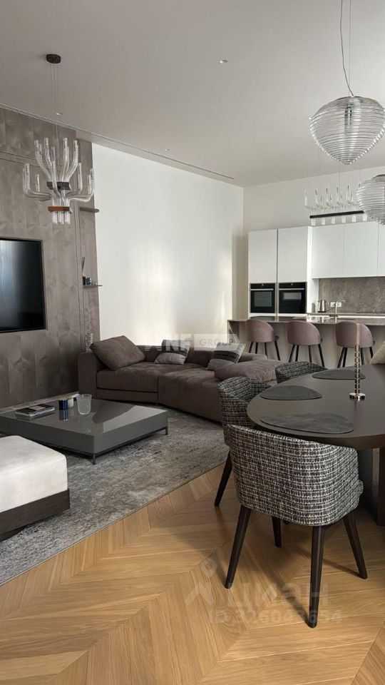 3-комнатная квартира, 194,6 м²