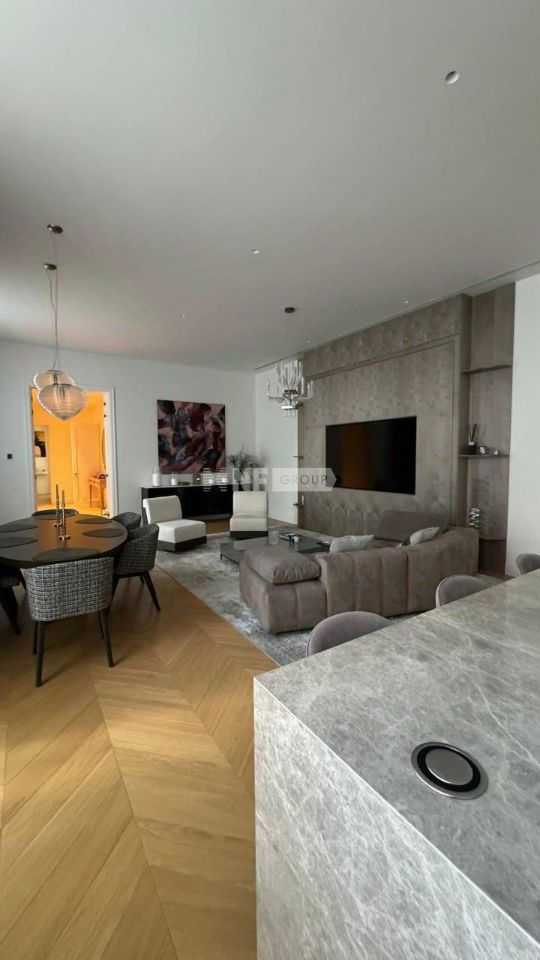 3-комнатная квартира, 194,6 м² — фотография 3