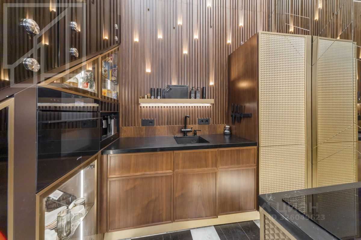 2-комнатная квартира, 82 м² — фотография 3