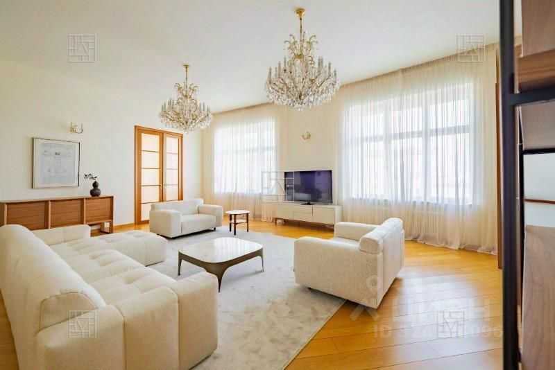 3-комнатная квартира, 142 м² — фотография 3