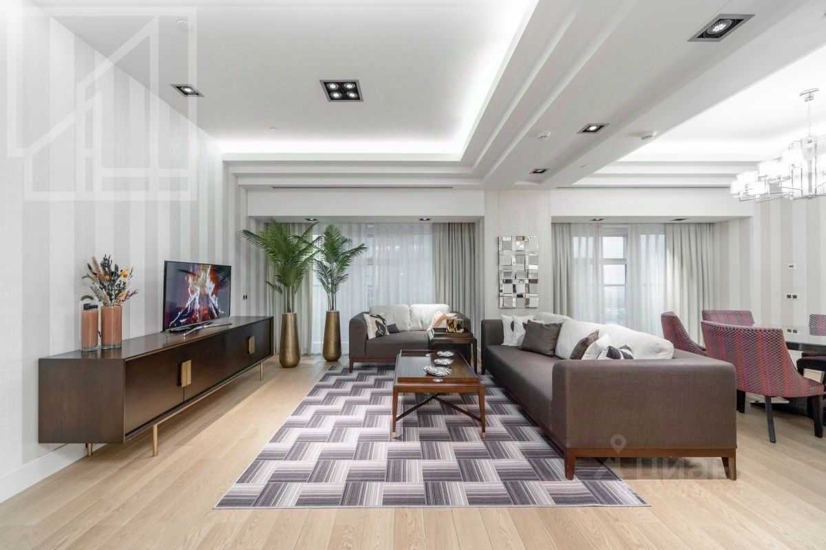 2-комнатная квартира, 108 м² — фотография 2