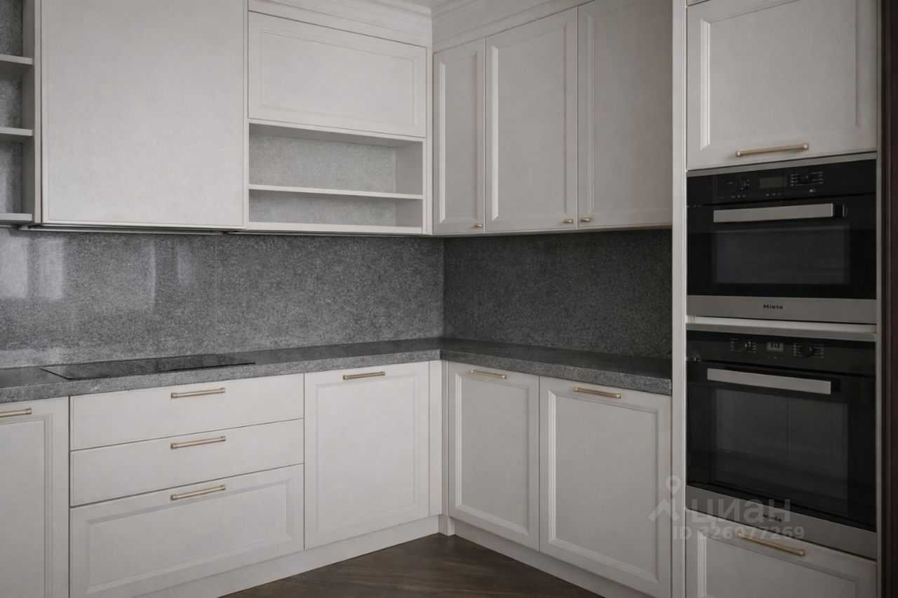 4-комнатная квартира, 173,7 м² — фотография 2