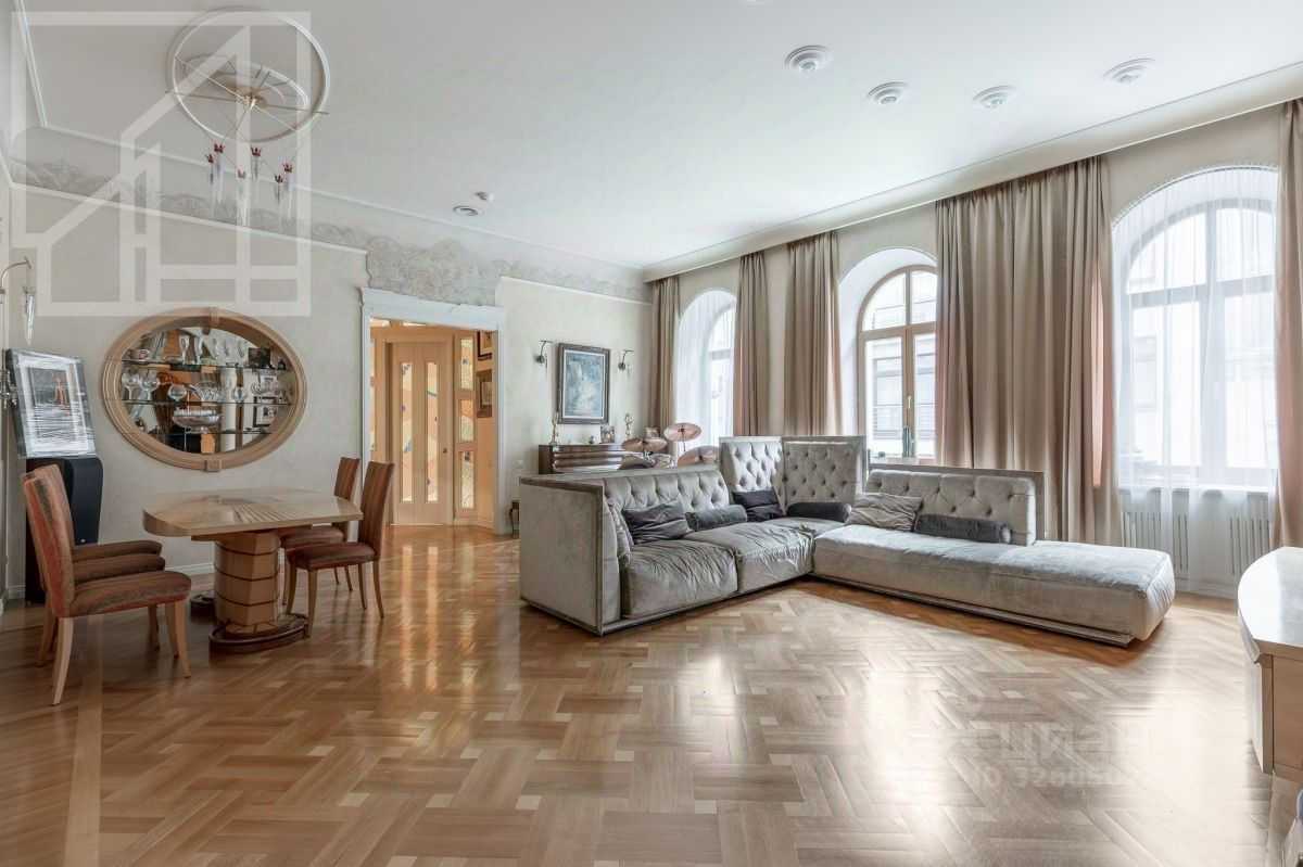 4-комнатная квартира, 185 м² — фотография 2
