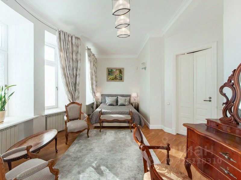 4-комнатная квартира, 160 м² — фотография 2