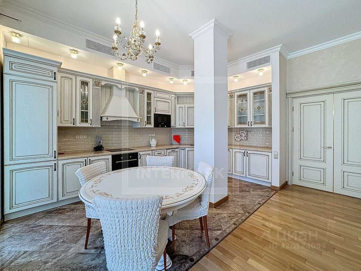 3-комнатная квартира, 138 м² — фотография 3