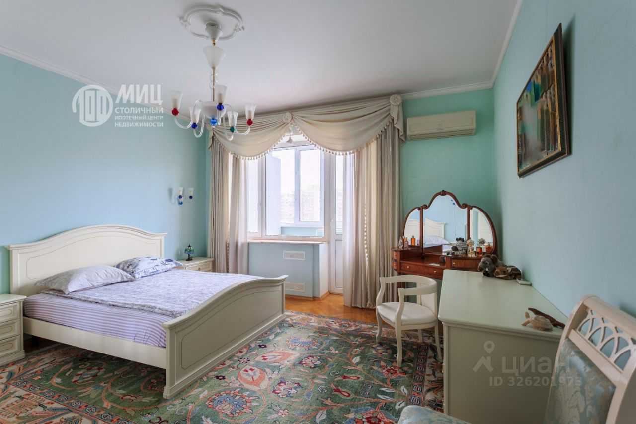 4-комнатная квартира, 137 м² — фотография 3