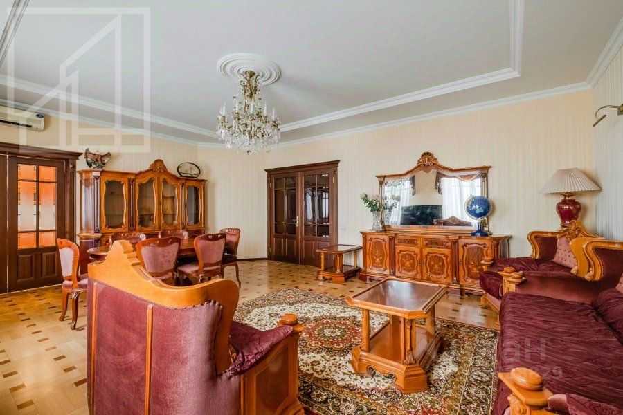 4-комнатная квартира, 150 м²