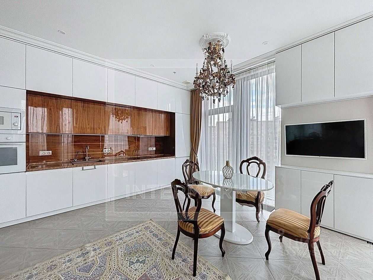 4-комнатная квартира, 109 м² — фотография 3