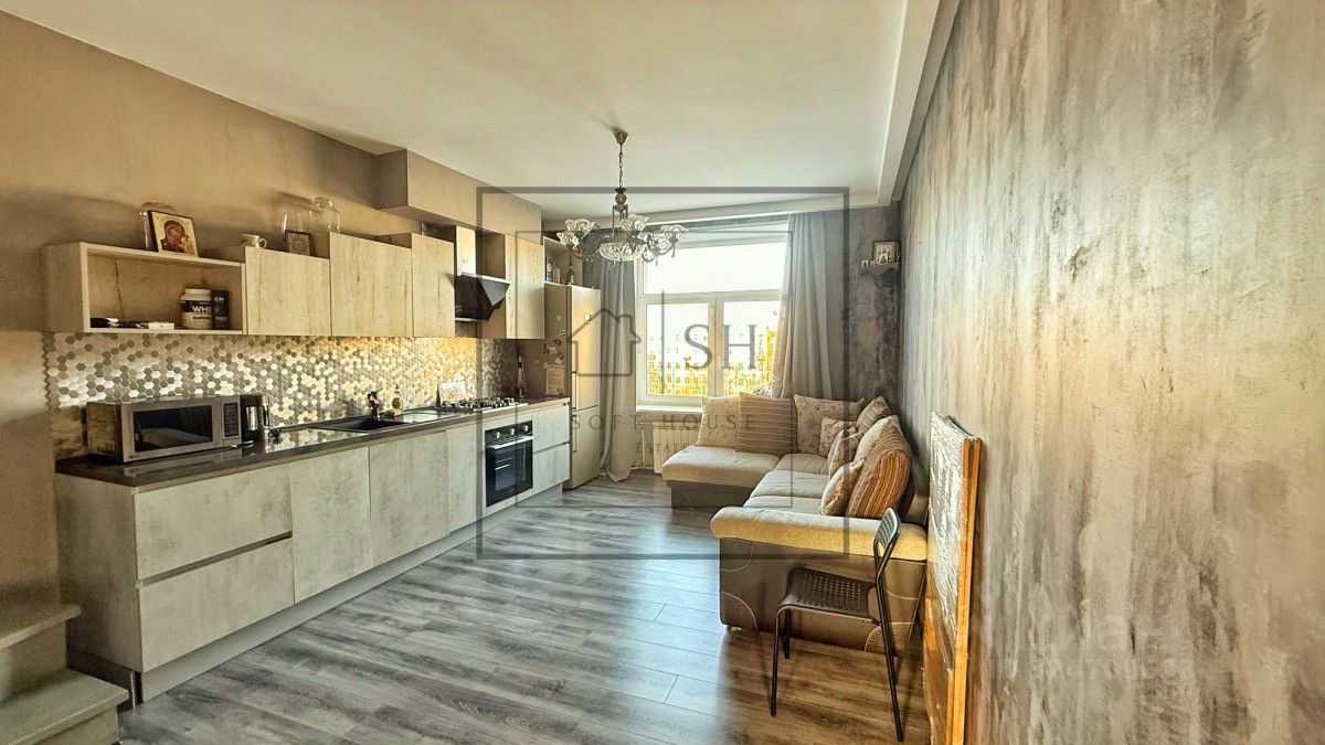 4-комнатная квартира, 100 м² — фотография 2